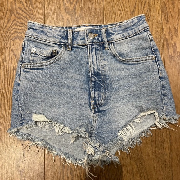 Zara Womens Jean shorts - Picture 1 of 3